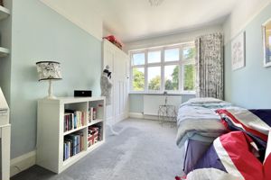 Photo 32- click for photo gallery